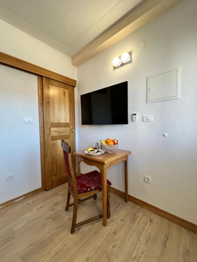 Mountain View Rooms Zadvarje 외부 사진